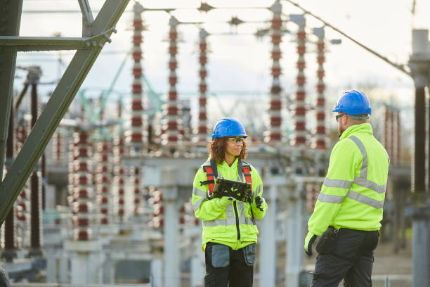 Best Commercial Electrician Services  in Arnold Line, MS